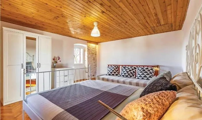 فيلا Istrian Stone House With Heated Pool بولا 0*,
