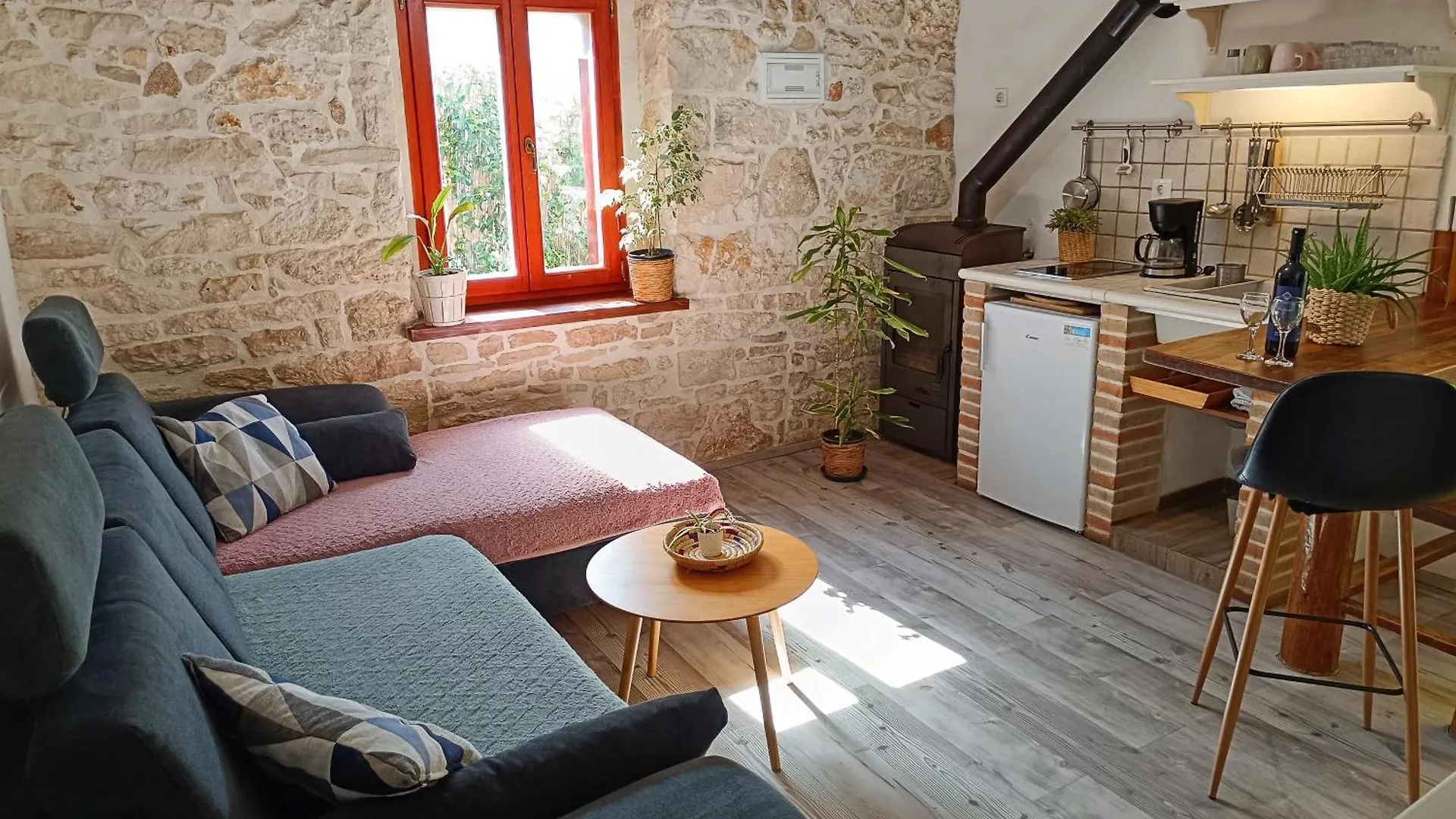 فيلا Istrian Stone House With Heated Pool بولا
